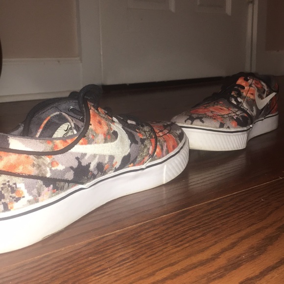 Size US MENS 9.5 Sneakers Stefan Janoski addition - Picture 6 of 6